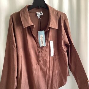 NWT!  Future Collective brown snap bottom long sleeve top, size 3X